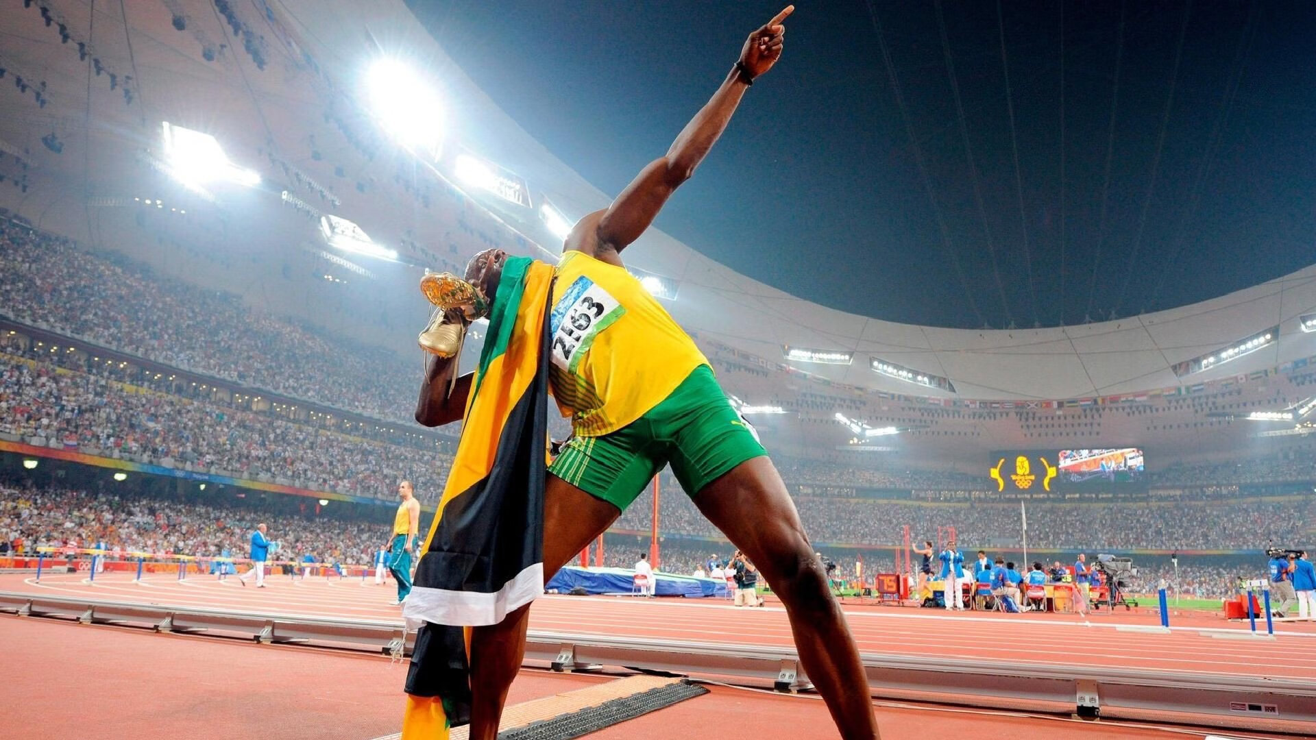 爱游戏体育平台-历史回顾：那些年我们追过的“最燃”季后赛瞬间，最精彩的季后赛